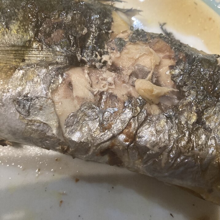 鯖の丸ごと醤油煮